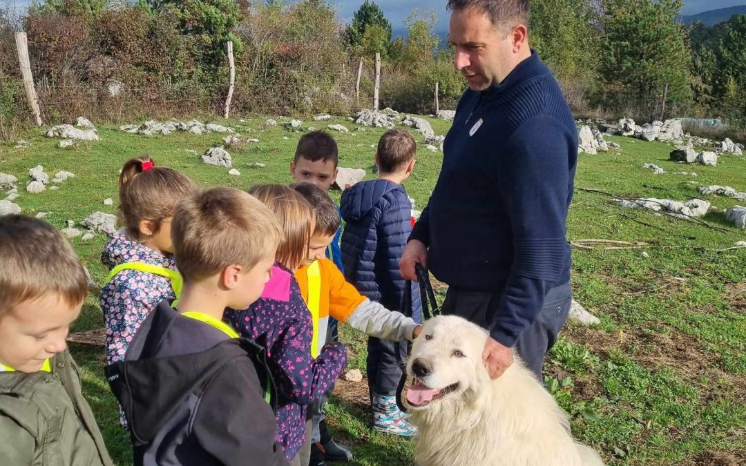 Obisk kmetije Slavec v Knežaku